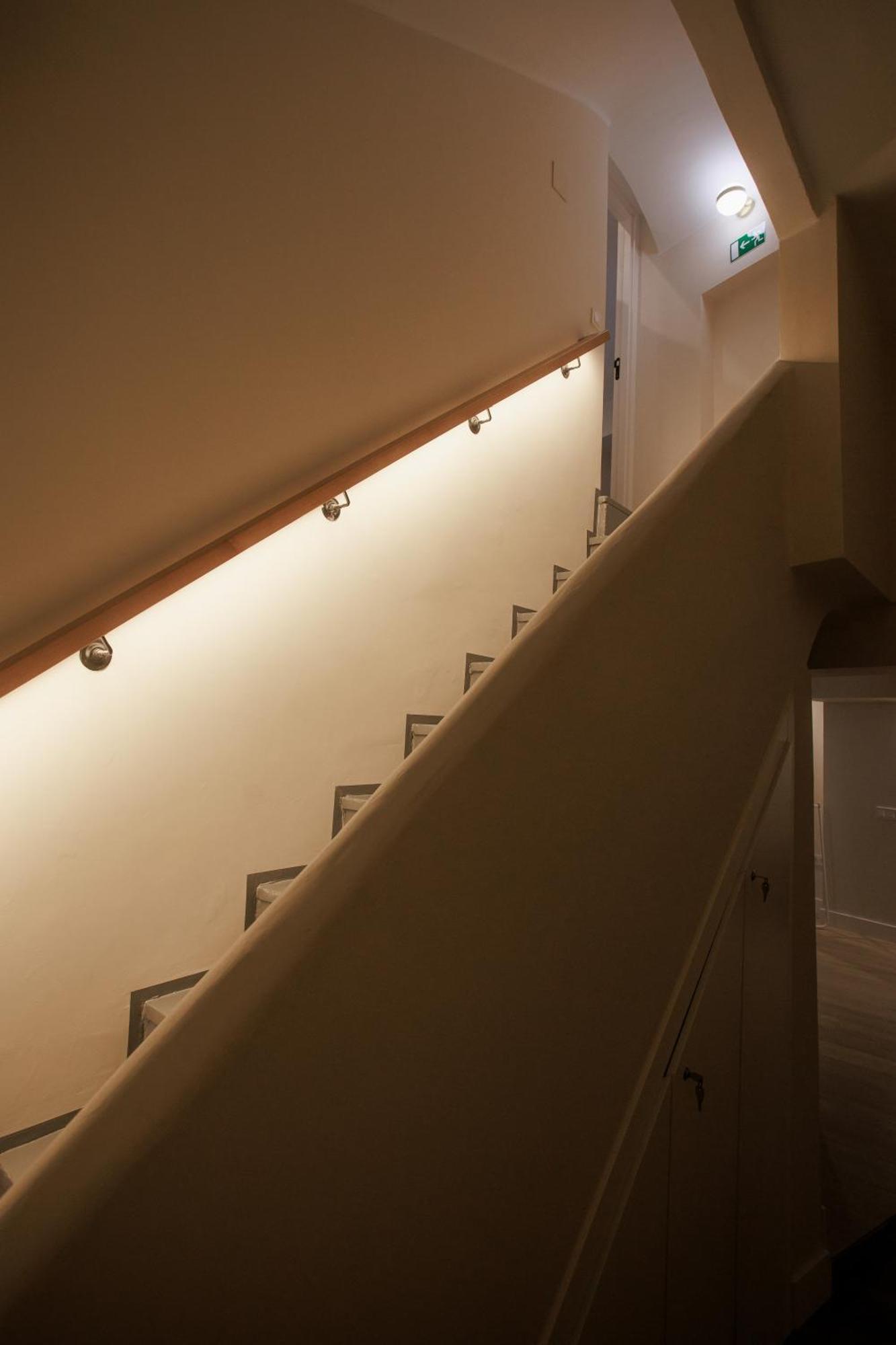 Apartamentos Cervantes Badajoz Exteriör bild