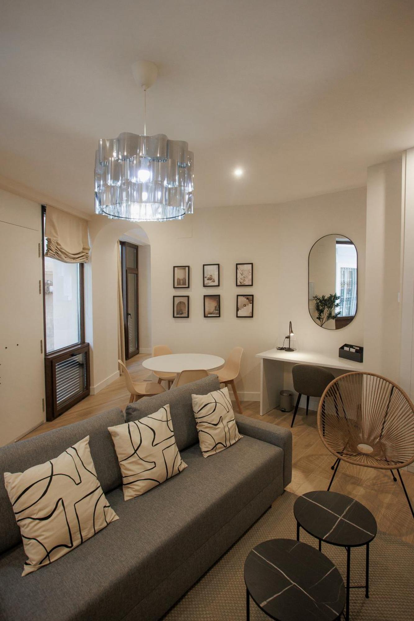 Apartamentos Cervantes Badajoz Exteriör bild